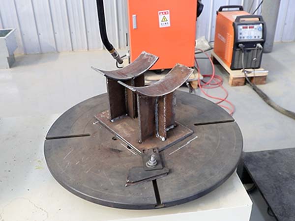 機(jī)器人焊接設(shè)備使用中的技術(shù) 機(jī)器人焊接設(shè)備使用中的技術(shù)